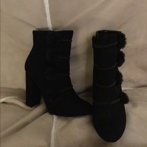 Just Fab Isabella Booties size 8